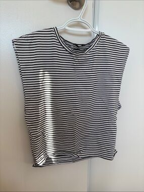 Zara Black and White Striped Sleeveless Tank-S